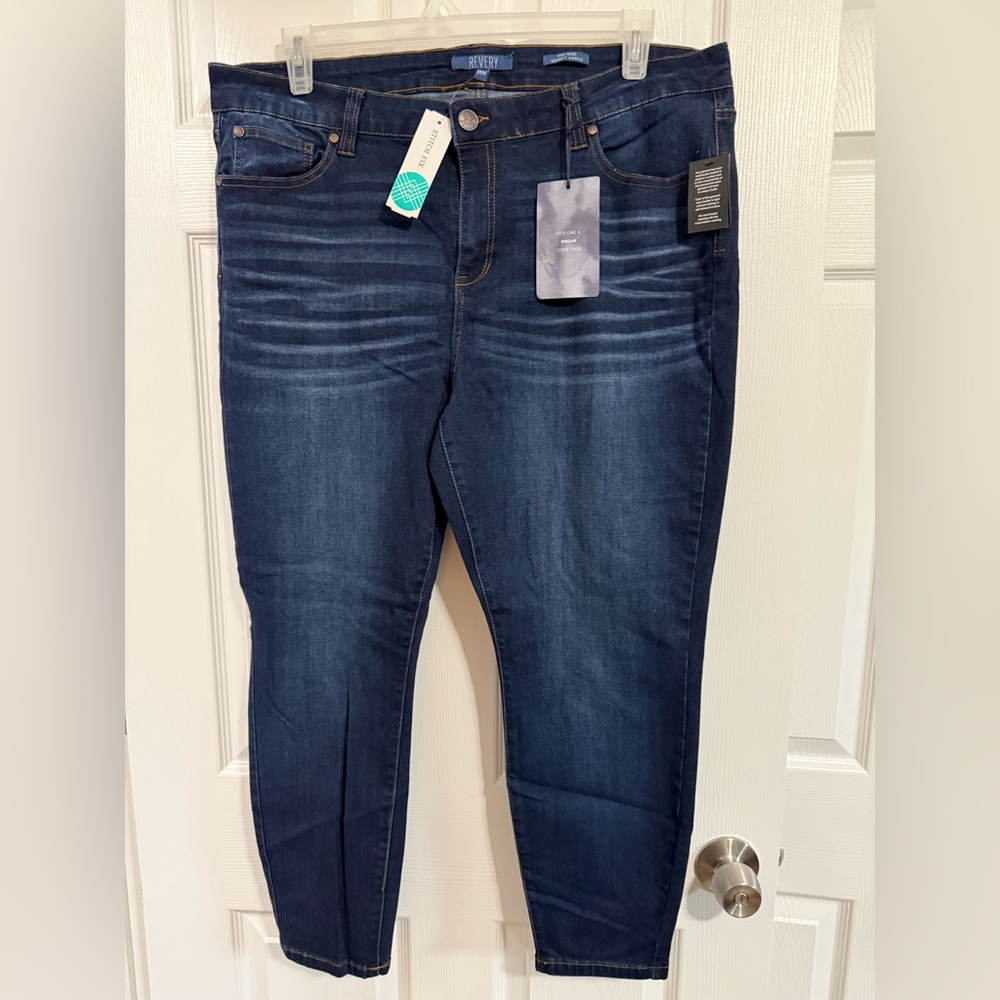 Revery Deep Indigo Women's Skinny Jeans NWT Size 18W